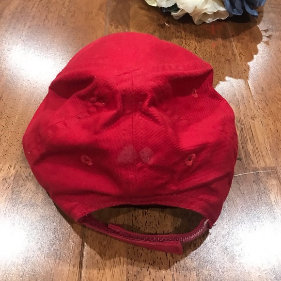 Nike Red Infant Hat - Picture 5 of 7